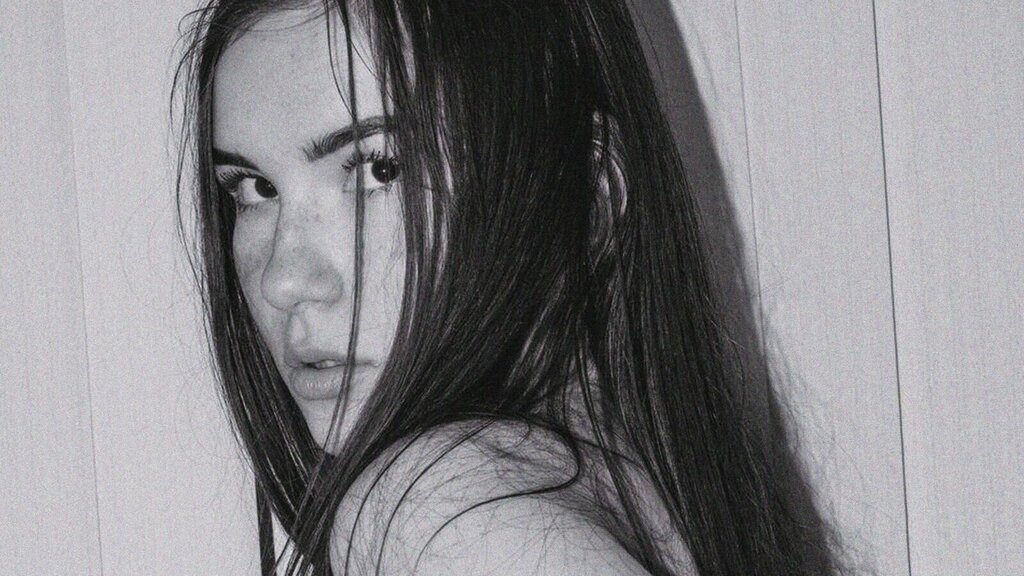 LilyMartinnes