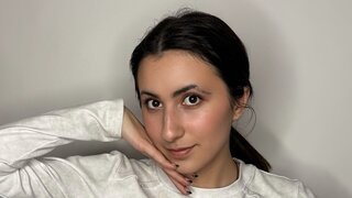 LeilaFaux