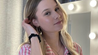 PhoebeHoles